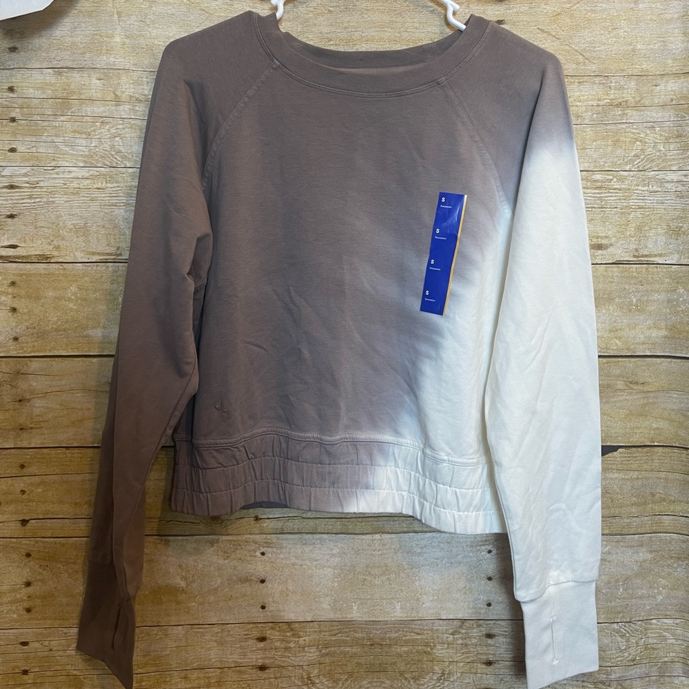 New JoyLab cropped crewneck